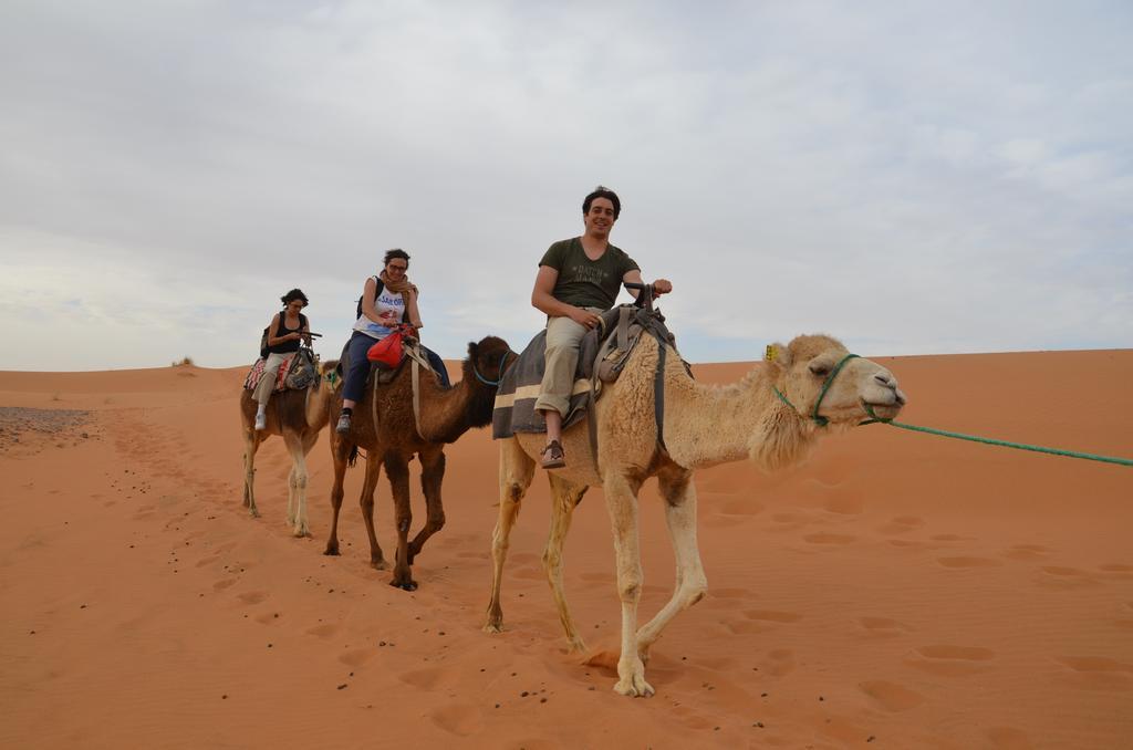 Chez Tonton Ξενοδοχείο Merzouga Εξωτερικό φωτογραφία